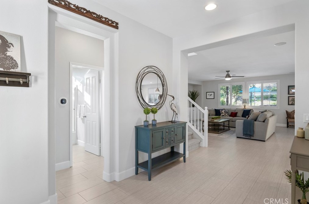 26536 Mahonia Way, Murrieta CA  92562-4485 exterior