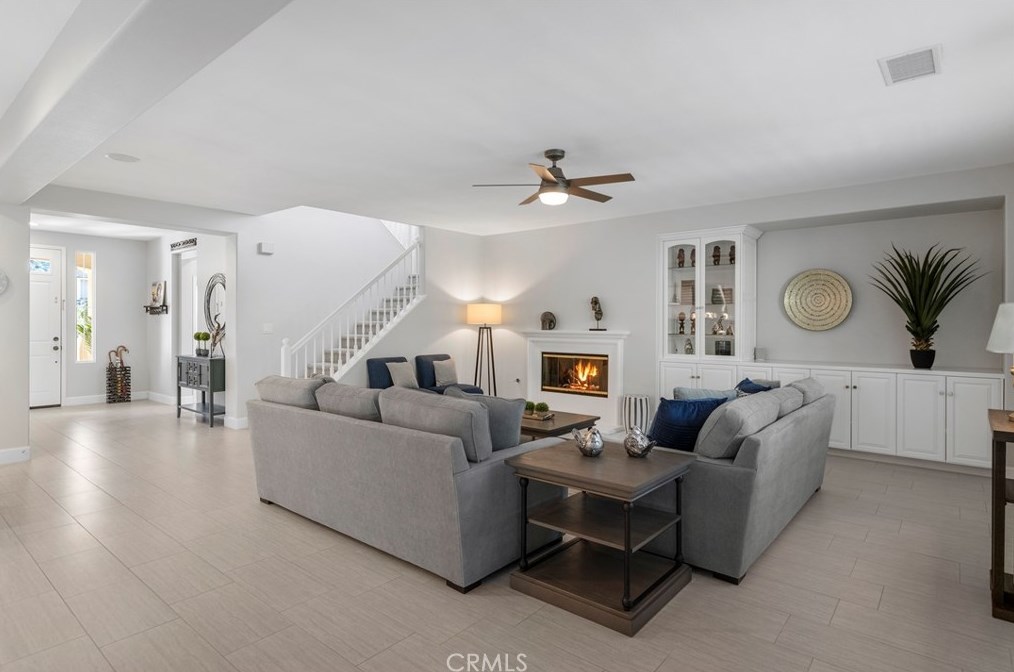 26536 Mahonia Way, Murrieta CA  92562-4485 exterior