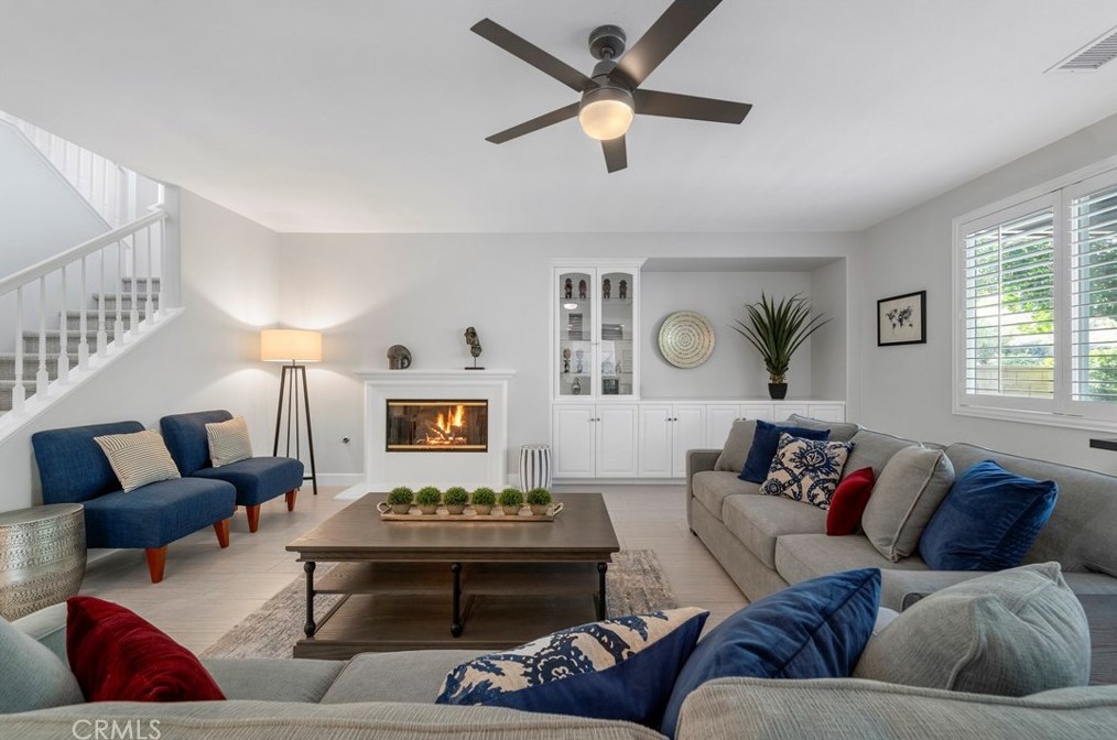 26536 Mahonia Way, Murrieta CA  92562-4485 exterior