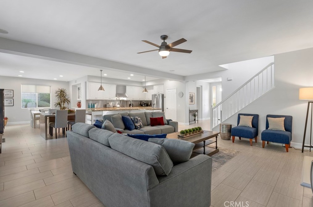 26536 Mahonia Way, Murrieta CA  92562-4485 exterior