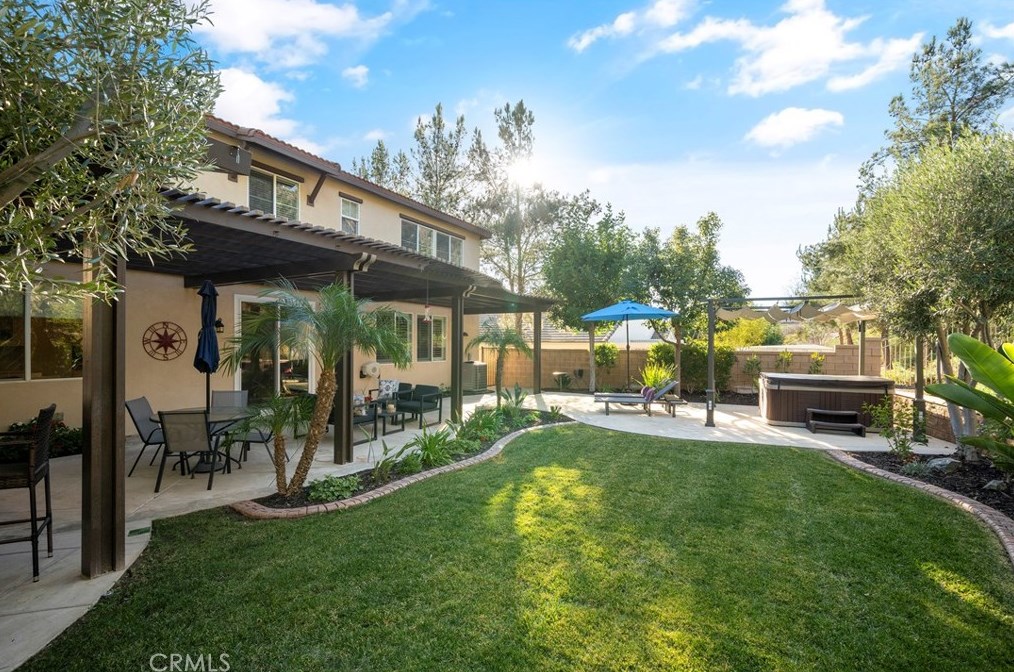 26536 Mahonia Way, Murrieta CA  92562-4485 exterior