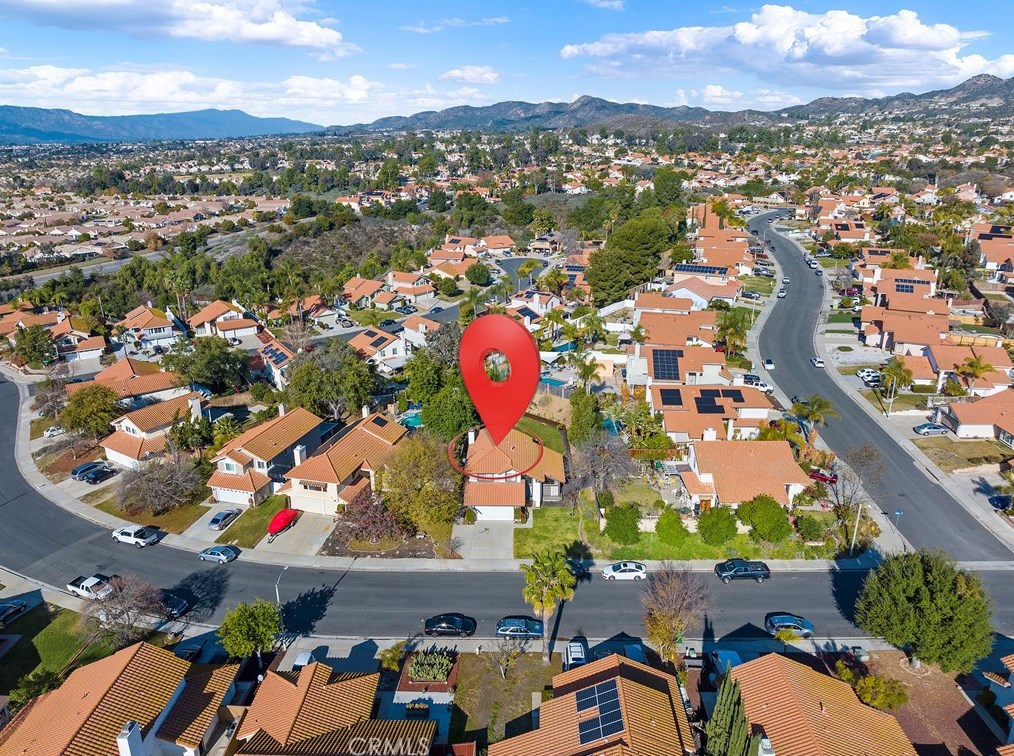 24322 Saradella Ct, Murrieta CA  92562-4062 exterior