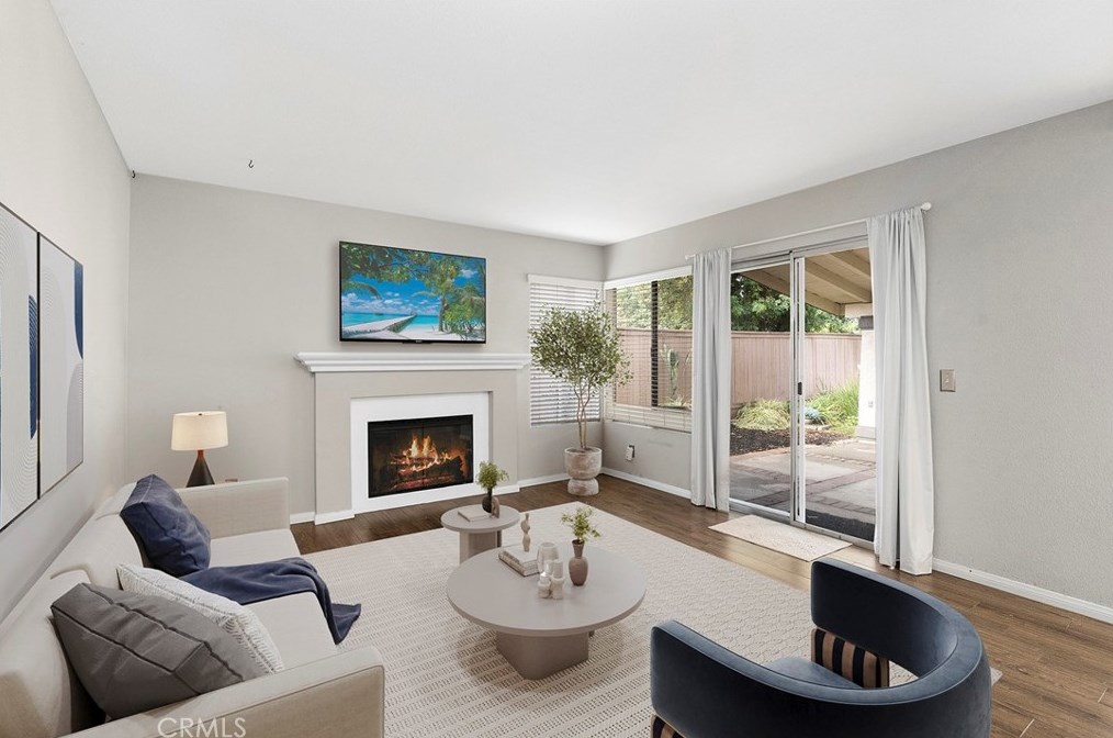 24322 Saradella Ct, Murrieta CA  92562-4062 exterior