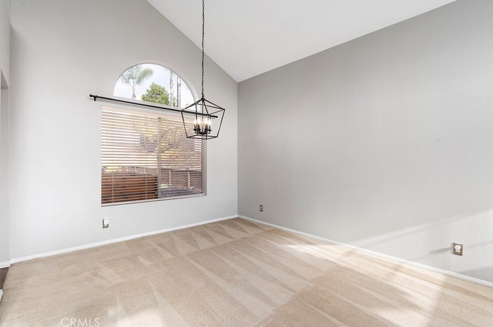 24322 Saradella Ct, Murrieta CA  92562-4062 exterior