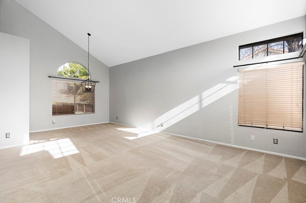 24322 Saradella Ct, Murrieta CA  92562-4062 exterior