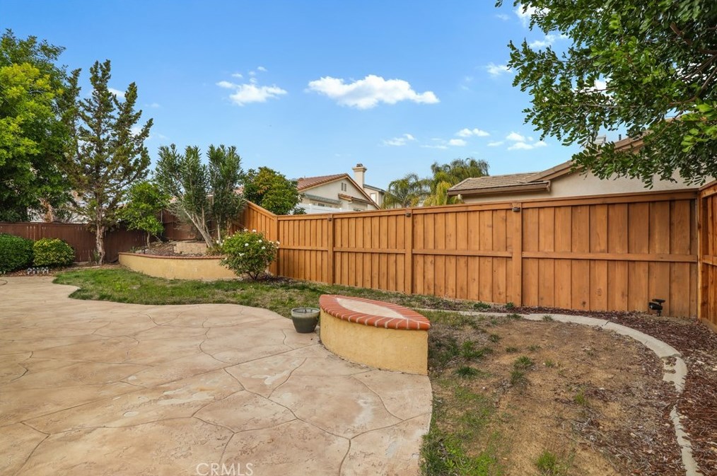 23770 Aspen Dr, Murrieta CA  92562-5041 exterior