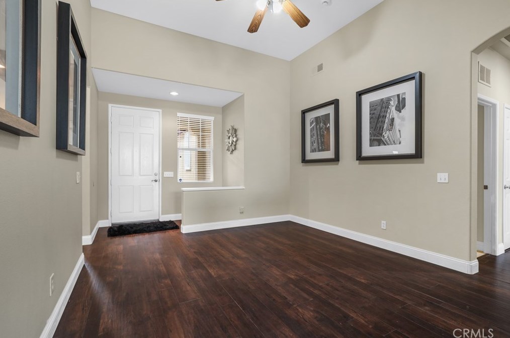 23770 Aspen Dr, Murrieta CA  92562-5041 exterior