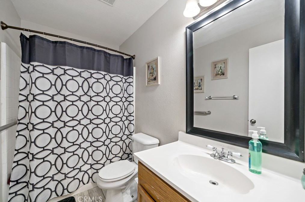 32555 Buckhorn Rd, Wildomar CA  92595-8255 exterior