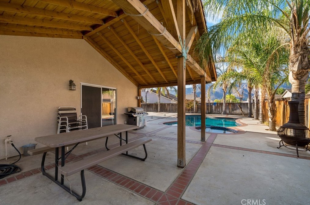 32555 Buckhorn Rd, Wildomar CA  92595-8255 exterior