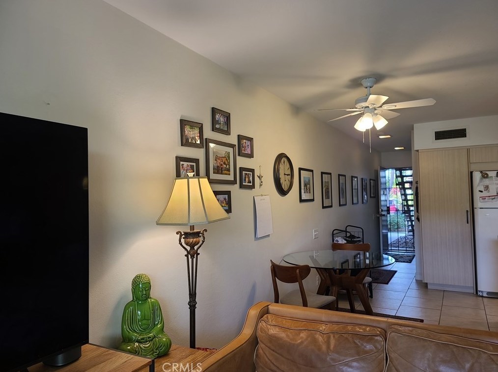 1655 Palm Canyon Dr, Palm Springs CA  92264-9130 exterior