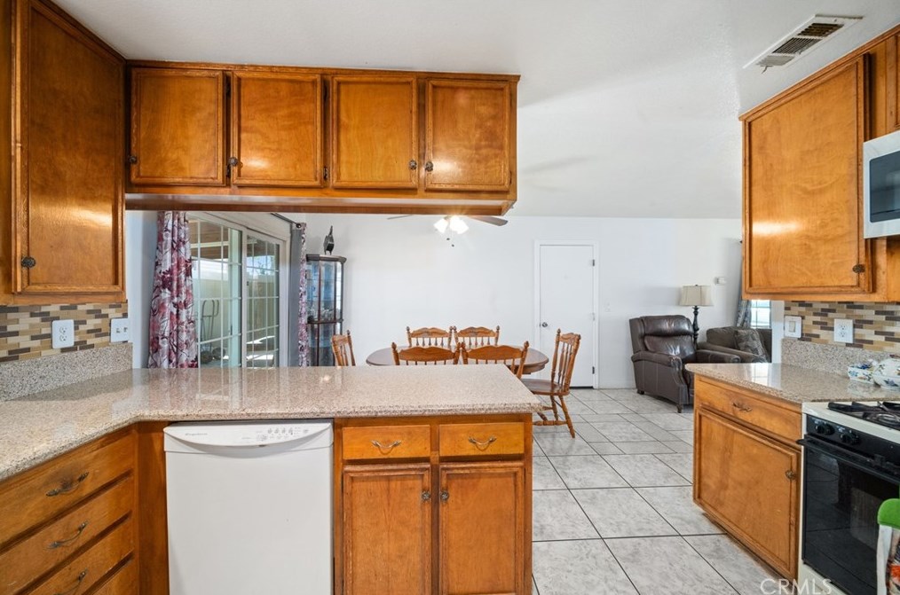 1831 10th St, Riverside CA  92507-5308 exterior