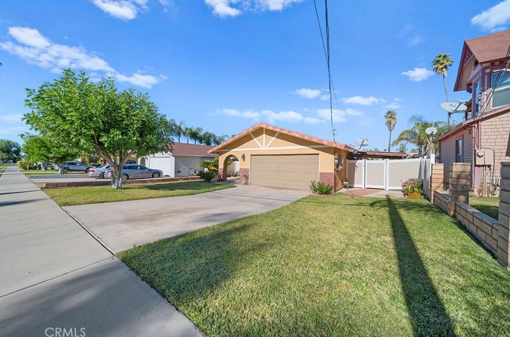 1831 10th St, Riverside CA  92507-5308 exterior