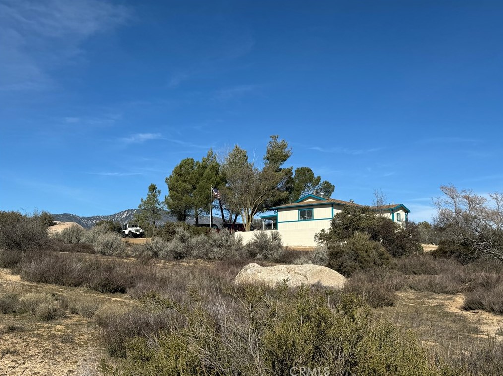 53687 Cave Rock Rd, Anza CA  exterior