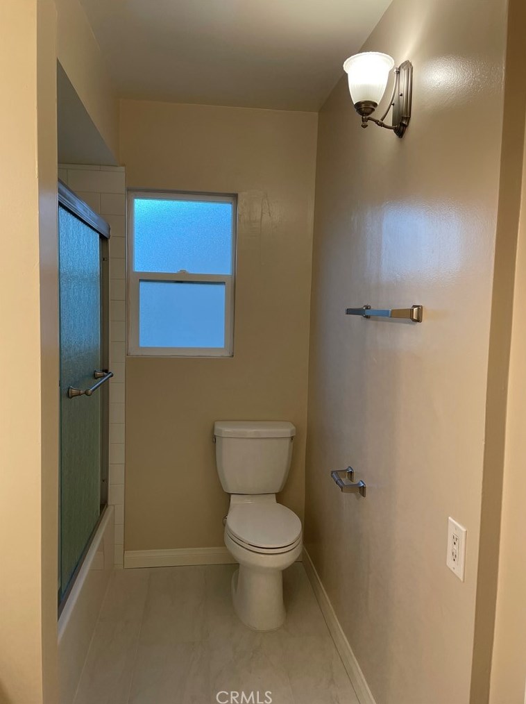 4625 Gardena Dr, Riverside CA  92506-2015 exterior