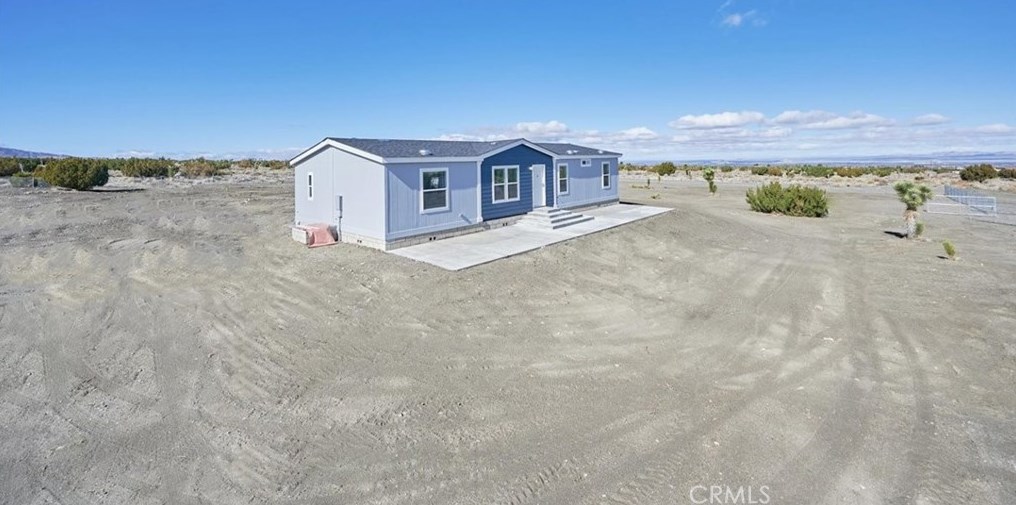 10372 Beekley Rd, Phelan CA  92371-9832 exterior
