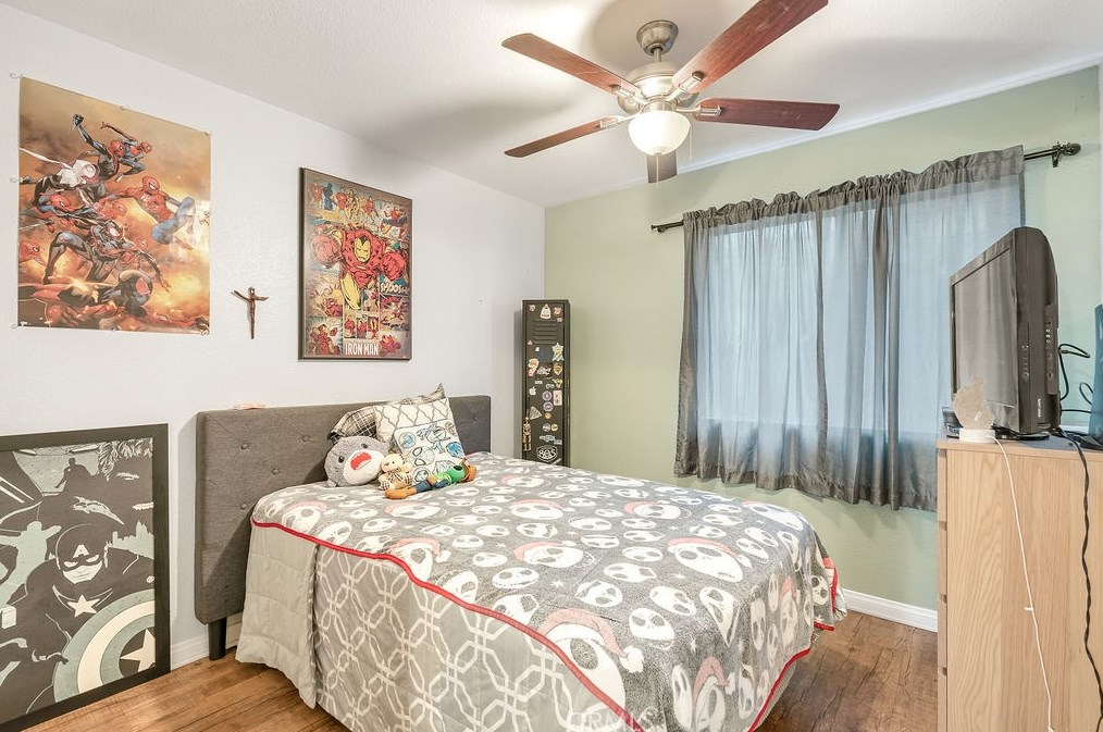 15022 Navel Way, Lake Elsinore CA  92530-7205 exterior