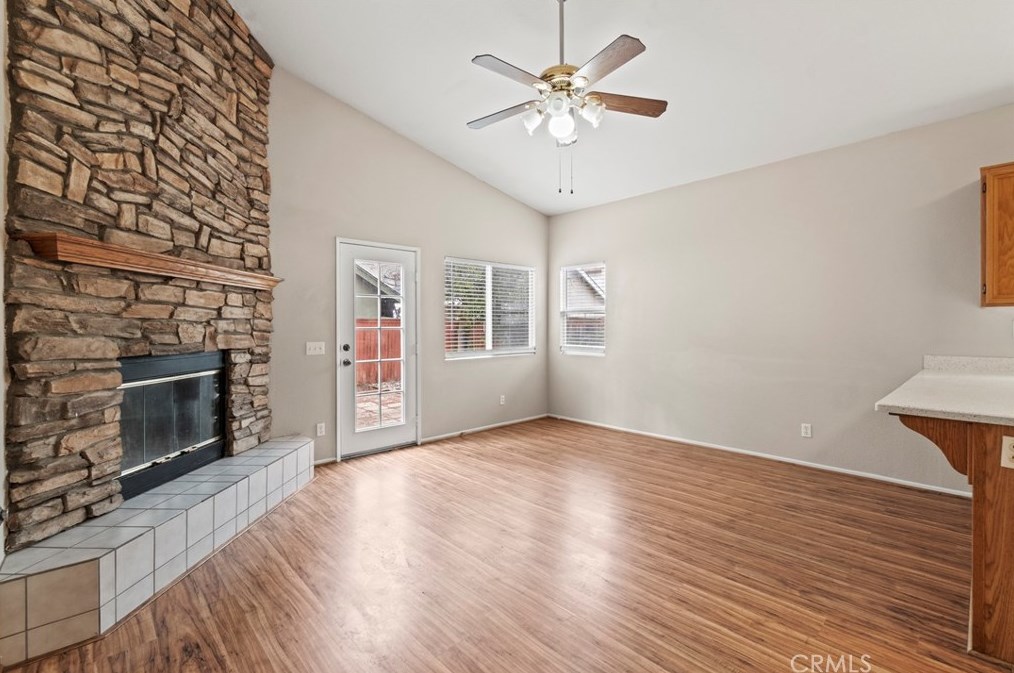 1449 Morgan Hill Rd, Hemet CA  92545-9265 exterior