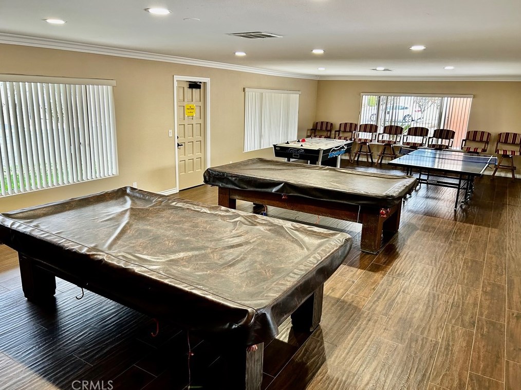 2205 Acacia Ave, Hemet CA  92545-3782 exterior