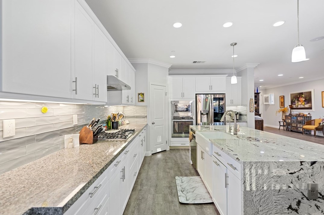 35554 Laurel Tree Ct, Winchester CA  92596-8476 exterior