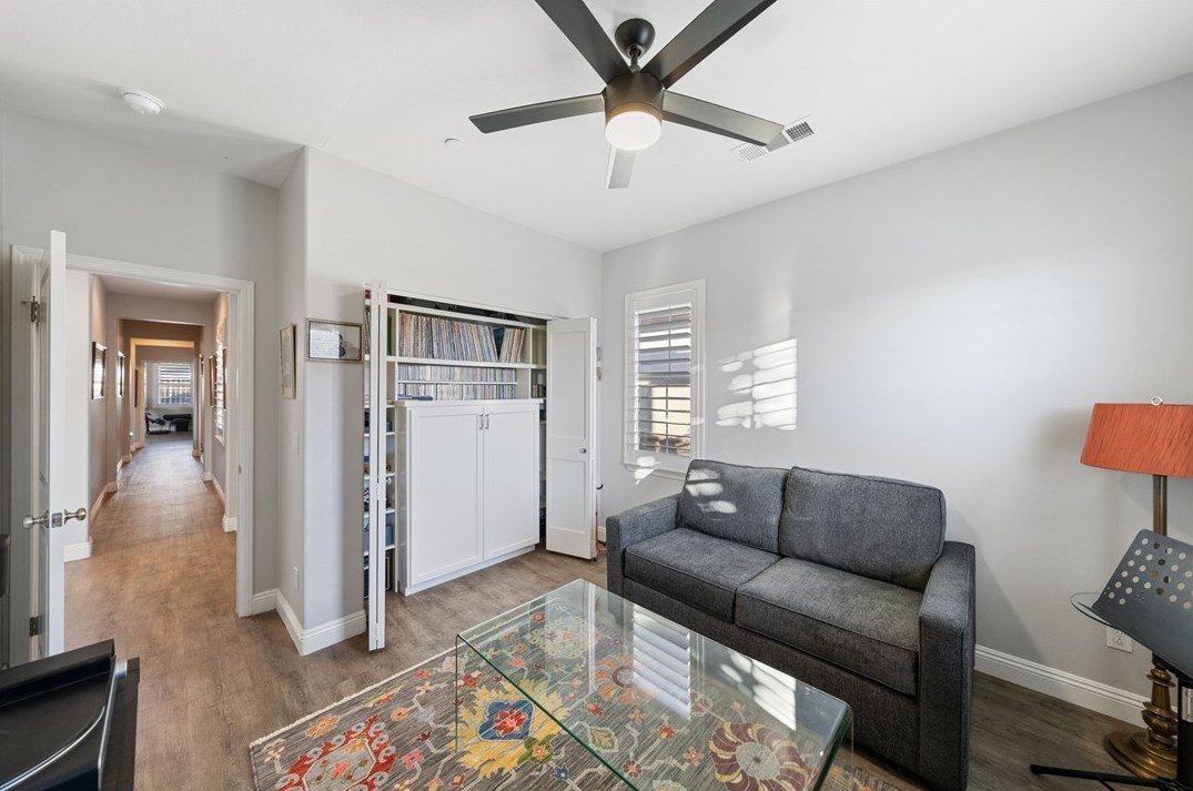 35554 Laurel Tree Ct, Winchester CA  92596-8476 exterior