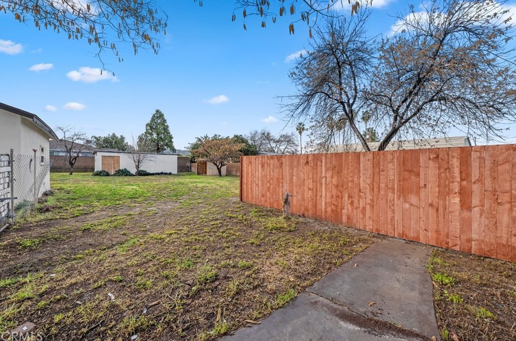 41283 Whittier Ave, Hemet CA  92544-6476 exterior