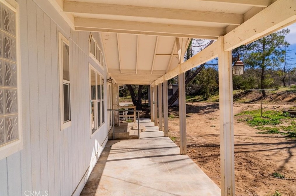 54431 Cave Rock Rd, Anza CA  92539-9150 exterior