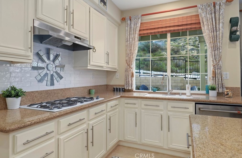 33341 Cameo Ln, Wildomar CA  92595-6931 exterior