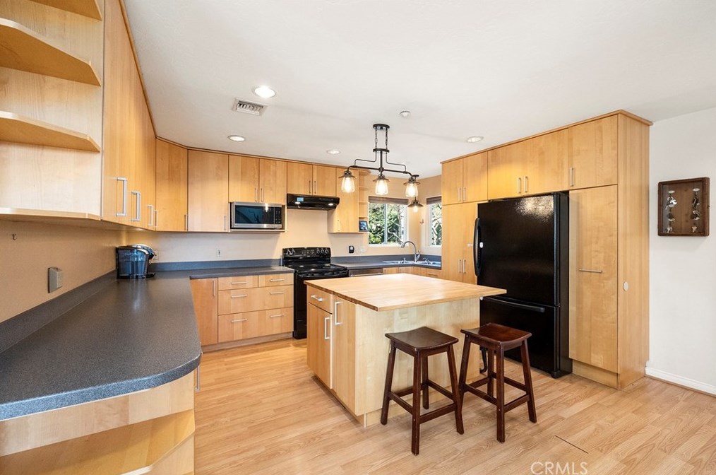 38054 Lost Horizon Dr, Pala CA  92059-1800 exterior