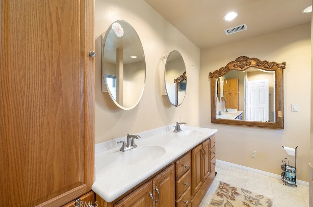 38054 Lost Horizon Dr, Pala CA  92059-1800 exterior