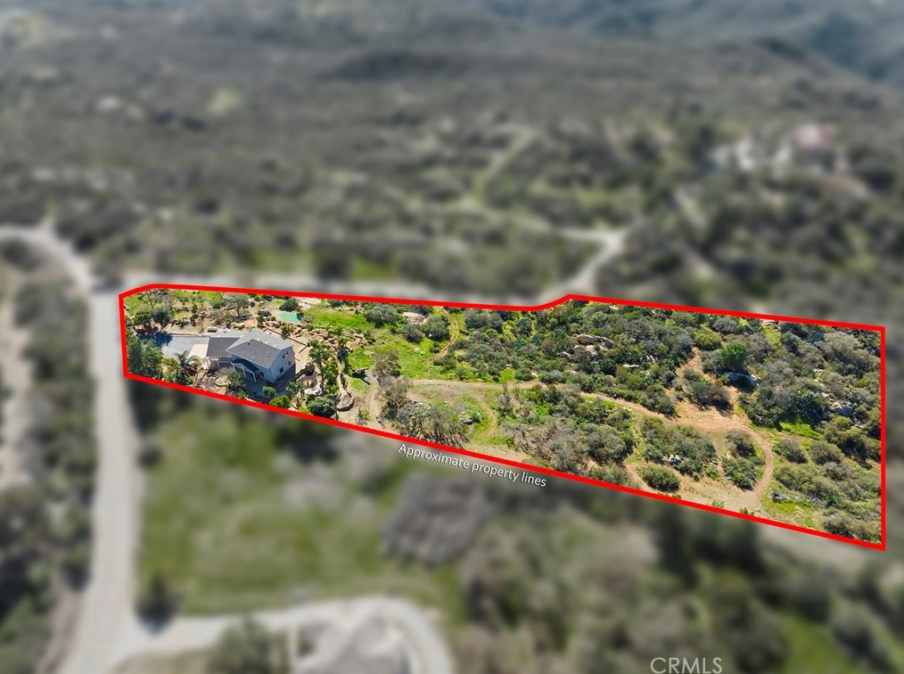 38054 Lost Horizon Dr, Pala CA  92059-1800 exterior