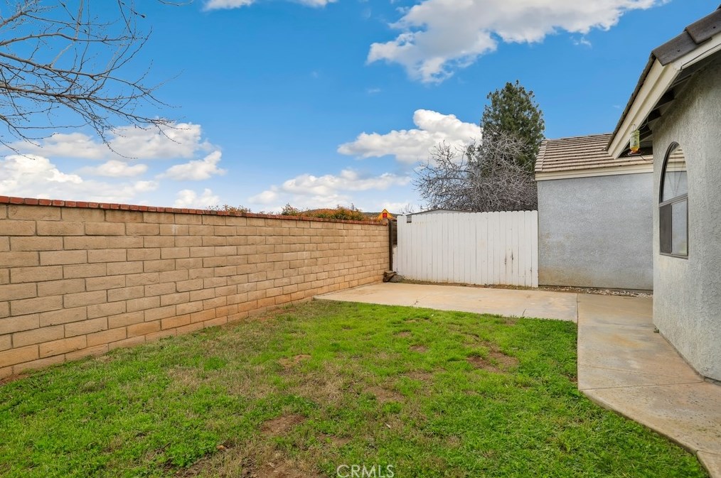 27894 Moonridge Dr, Menifee CA  92585-8936 exterior