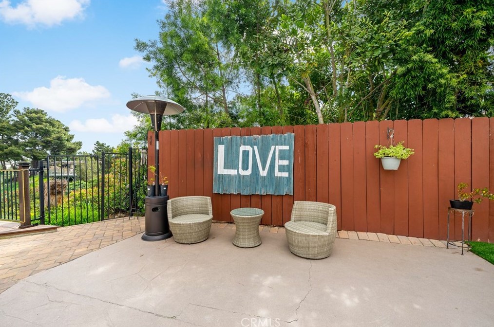 4951 Edwin Pl, San Diego CA  92117-1620 exterior