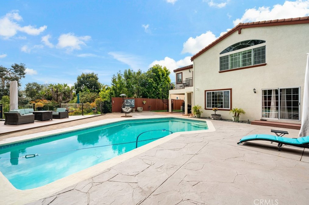 4951 Edwin Pl, San Diego CA  92117-1620 exterior