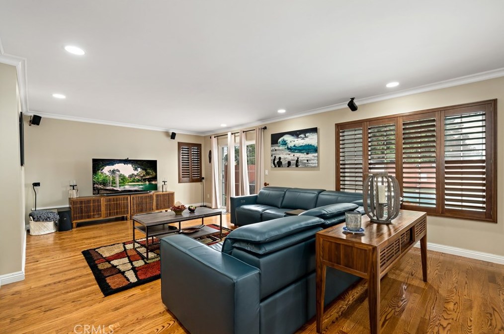 4951 Edwin Pl, San Diego CA  92117-1620 exterior