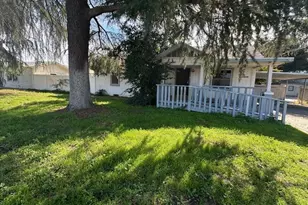 41861 Acacia Ave, Hemet, CA 92544 - Photo 3