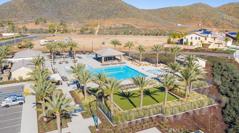34234 Sweet Acacia Ct, Lake Elsinore CA  92532-2582 exterior