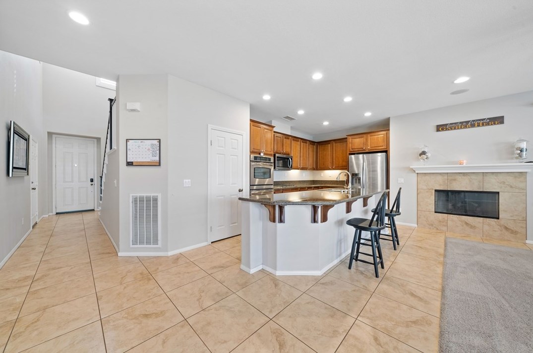 34234 Sweet Acacia Ct, Lake Elsinore CA  92532-2582 exterior