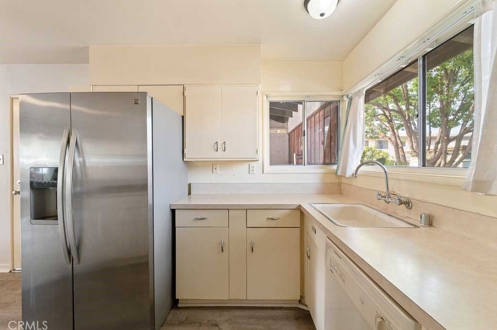 24 Center St, Redlands CA  92373-8102 exterior