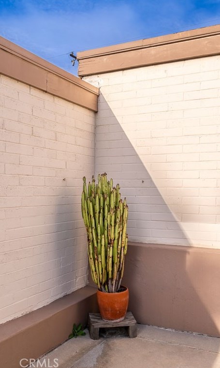 24 Center St, Redlands CA  92373-8102 exterior