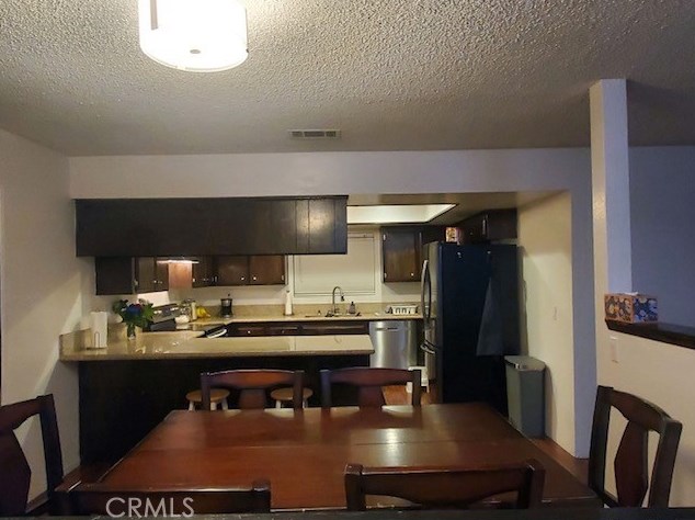 14480 Pawnee Rd, Apple Valley CA  92307-4277 exterior