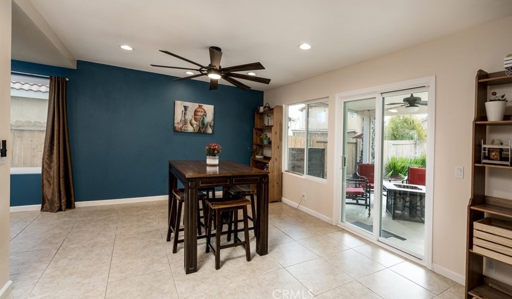 45343 Esmerado Ct, Temecula CA  92592-6072 exterior