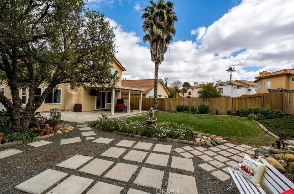 45343 Esmerado Ct, Temecula CA  92592-6072 exterior