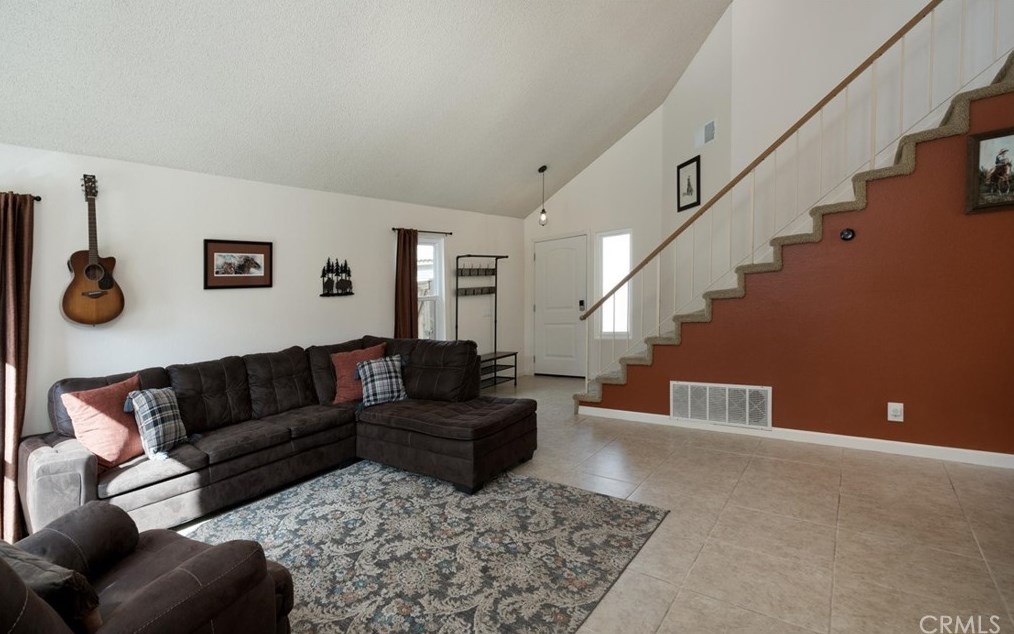 45343 Esmerado Ct, Temecula CA  92592-6072 exterior