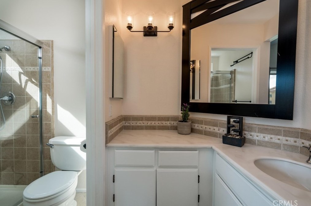 45343 Esmerado Ct, Temecula CA  92592-6072 exterior