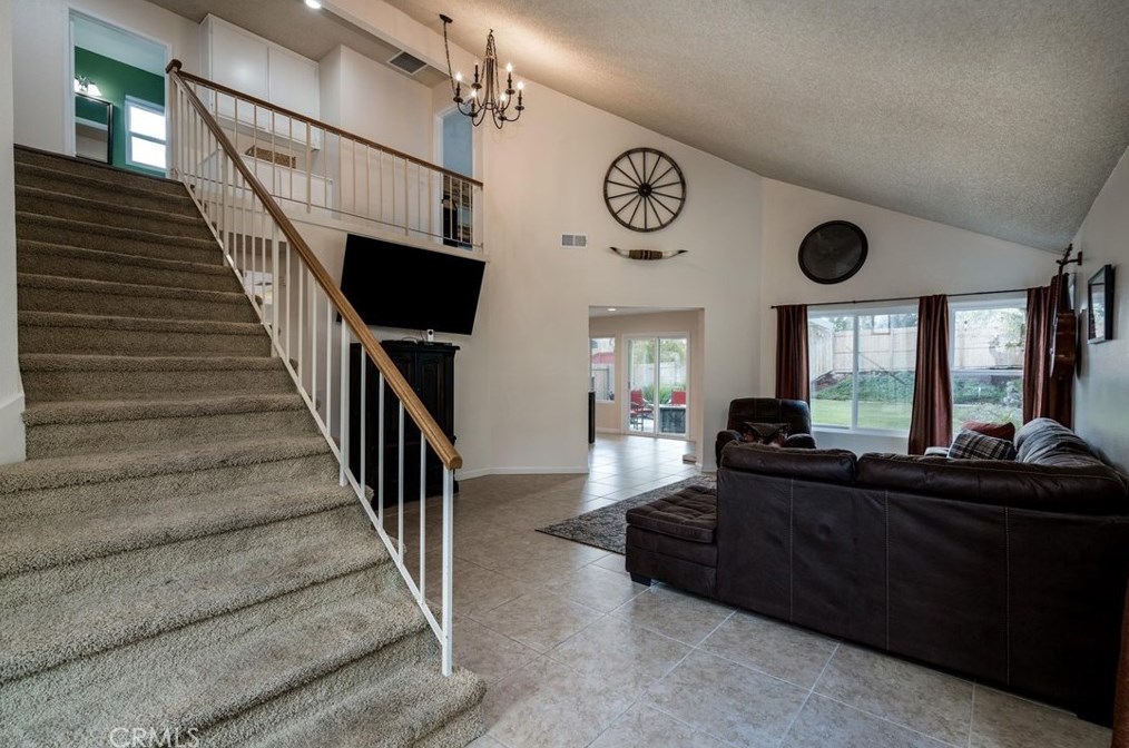 45343 Esmerado Ct, Temecula CA  92592-6072 exterior