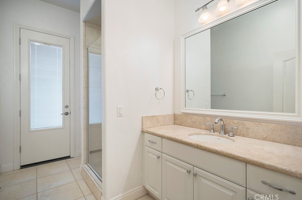 39099 Calle Jojoba, Temecula CA  92592-8013 exterior