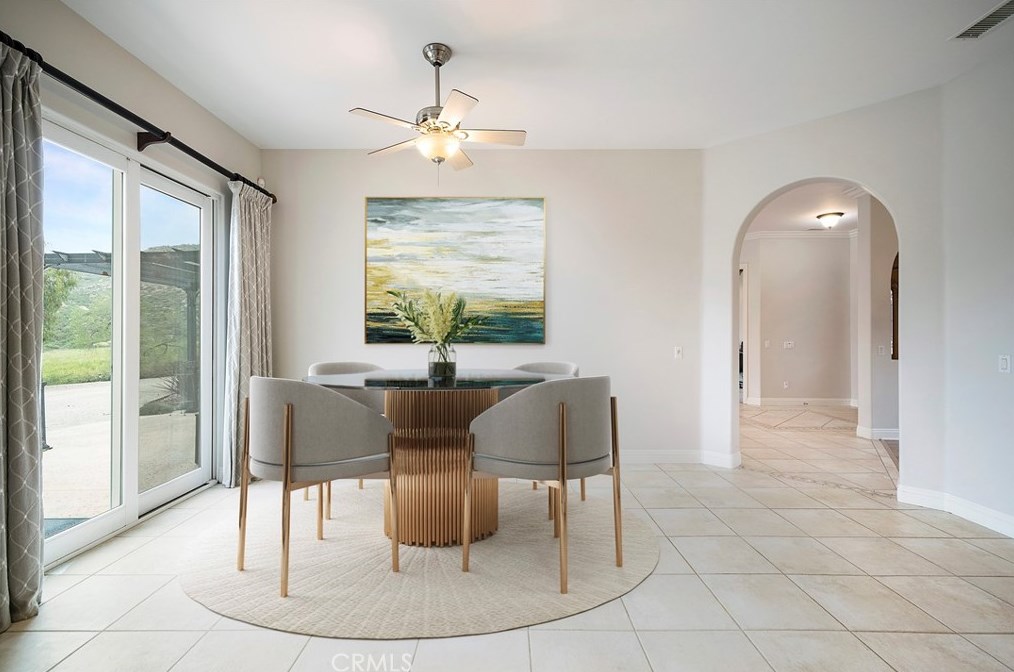 39099 Calle Jojoba, Temecula CA  92592-8013 exterior