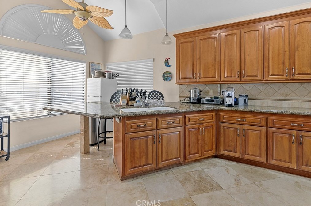 44263 Charlotte Dr, Hemet CA  92544-6673 exterior