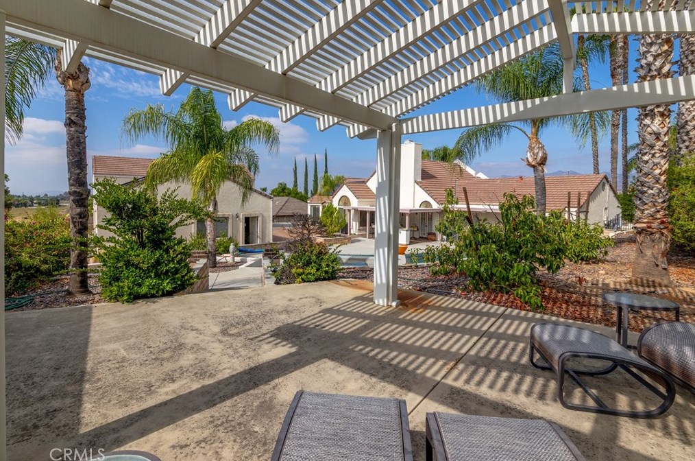 44263 Charlotte Dr, Hemet CA  92544-6673 exterior