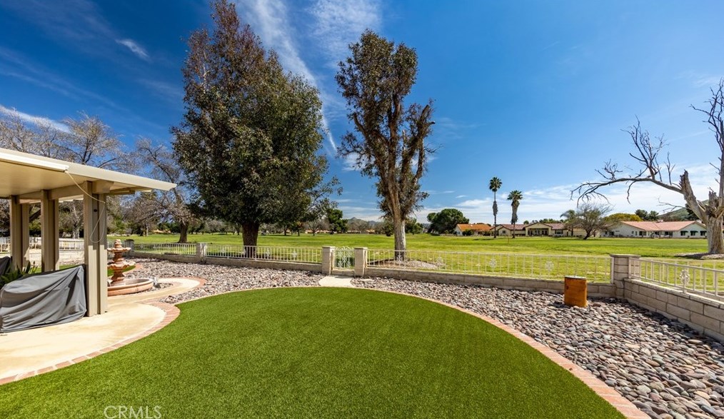 2891 Peach Tree St, Hemet CA  92545-7751 exterior